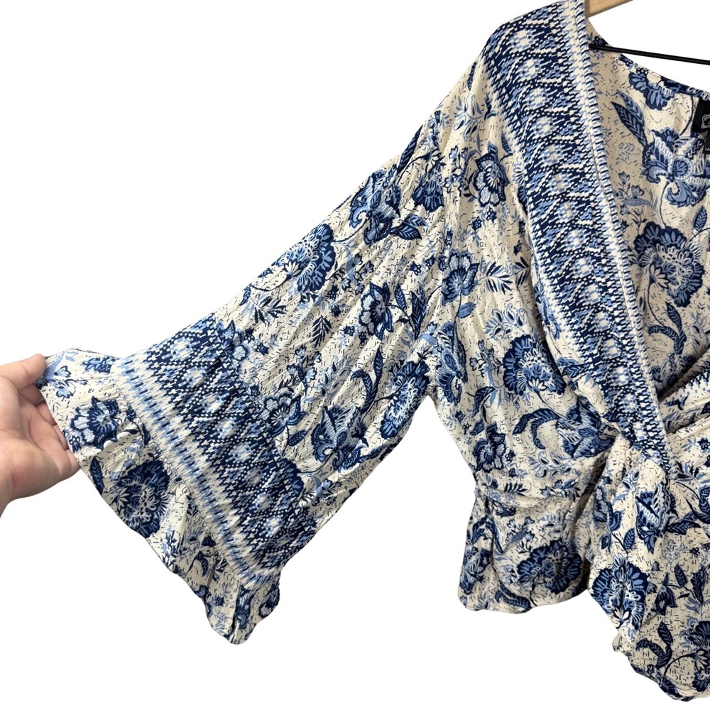 Angie Blouse 2x Bell Sleeve Floral Bohemian Peasant Stretch Waist Festival Festi - Picture 3 of 6
